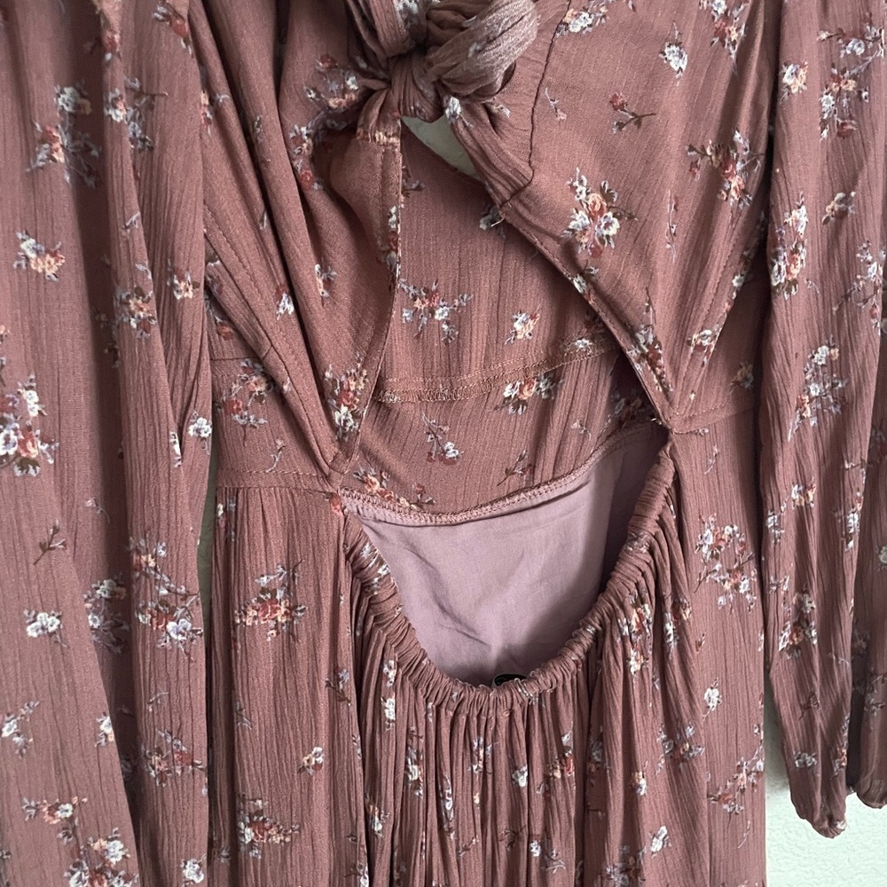Dress Forum Floral Print Open Back Long Sleeve Tiered Maxi Dress M Rose - Picture 7 of 10